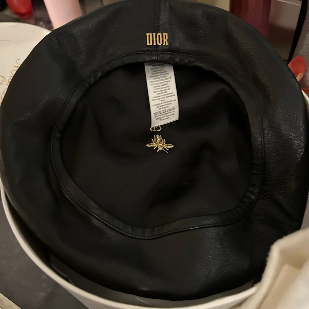Dior Vintage Lambskin Leather Beret Logo Black Cap w/Dior Bag, Hat Box & Pillow! - Picture 3 of 17